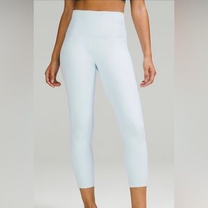 This is the lulu align leggings in a light blue size 10